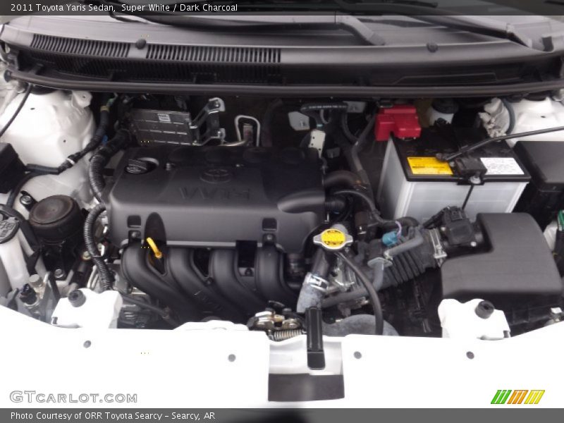 Super White / Dark Charcoal 2011 Toyota Yaris Sedan
