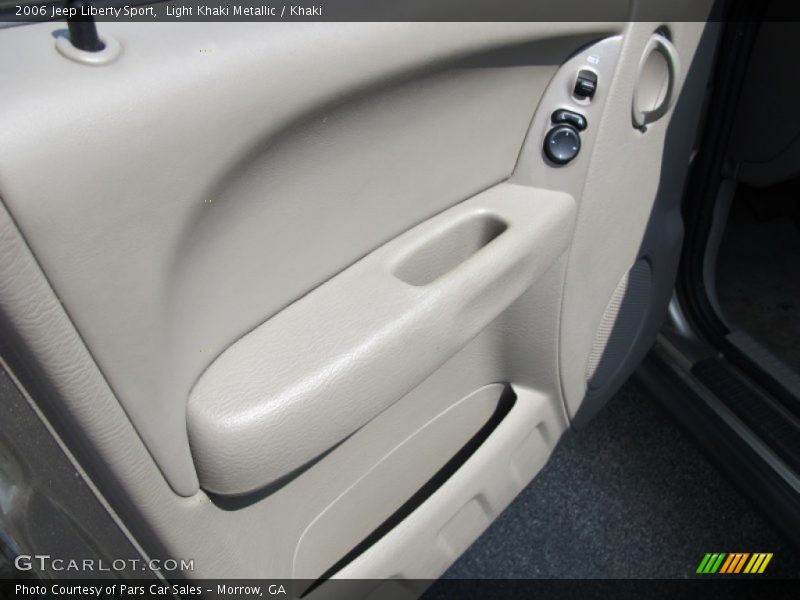 Light Khaki Metallic / Khaki 2006 Jeep Liberty Sport
