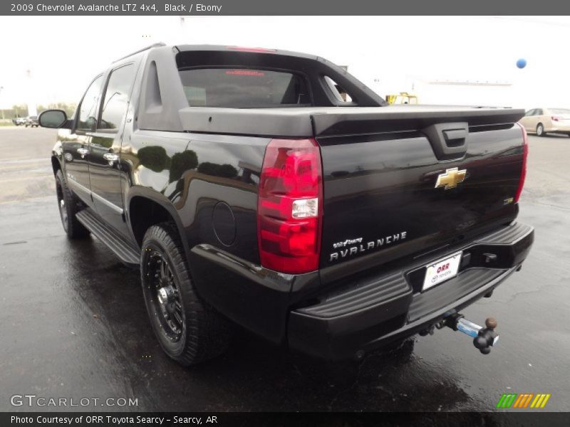Black / Ebony 2009 Chevrolet Avalanche LTZ 4x4
