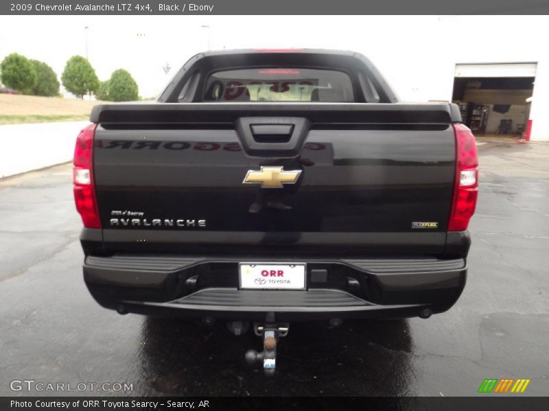 Black / Ebony 2009 Chevrolet Avalanche LTZ 4x4