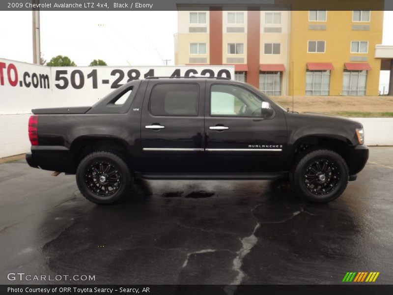 Black / Ebony 2009 Chevrolet Avalanche LTZ 4x4