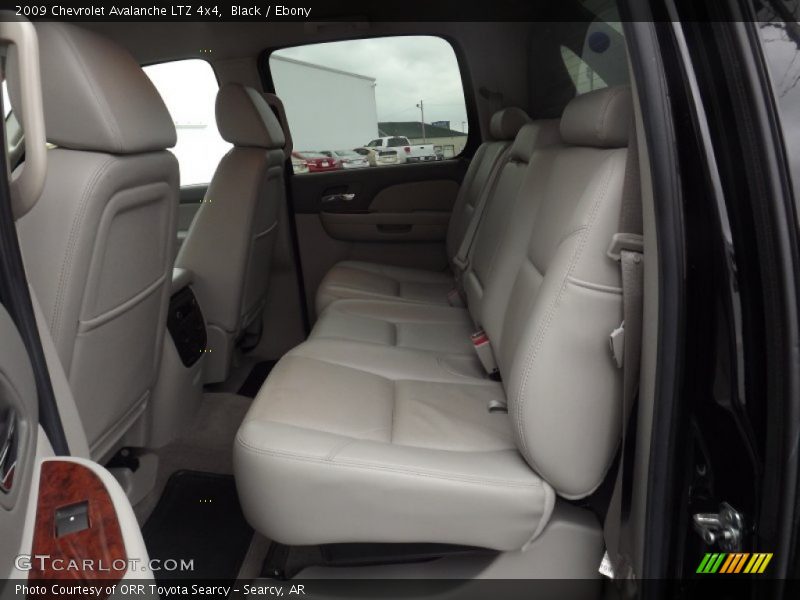 Black / Ebony 2009 Chevrolet Avalanche LTZ 4x4