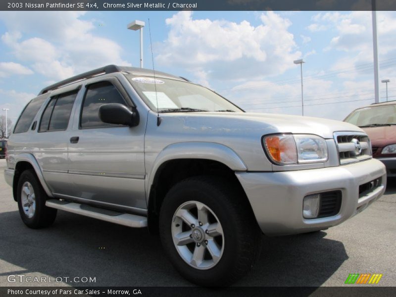 Chrome Silver Metallic / Charcoal 2003 Nissan Pathfinder SE 4x4