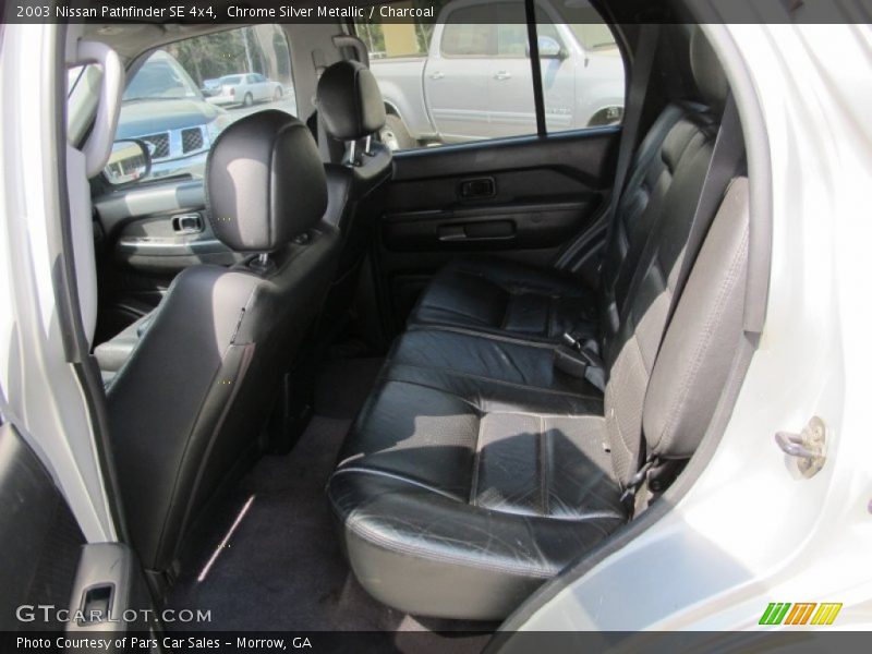 Chrome Silver Metallic / Charcoal 2003 Nissan Pathfinder SE 4x4
