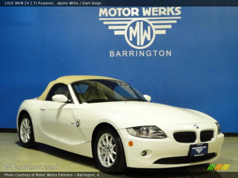 Alpine White / Dark Beige 2005 BMW Z4 2.5i Roadster