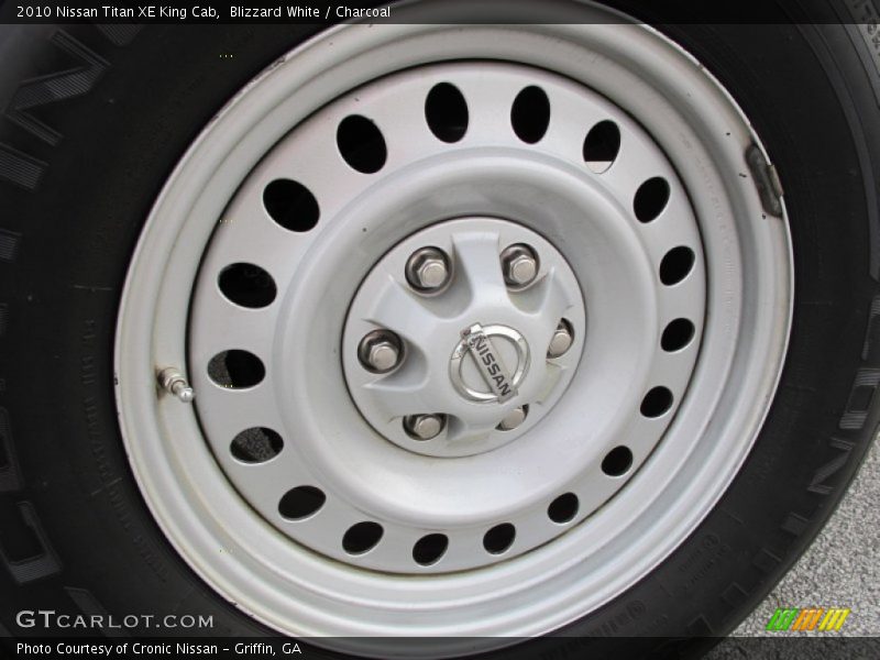 Blizzard White / Charcoal 2010 Nissan Titan XE King Cab