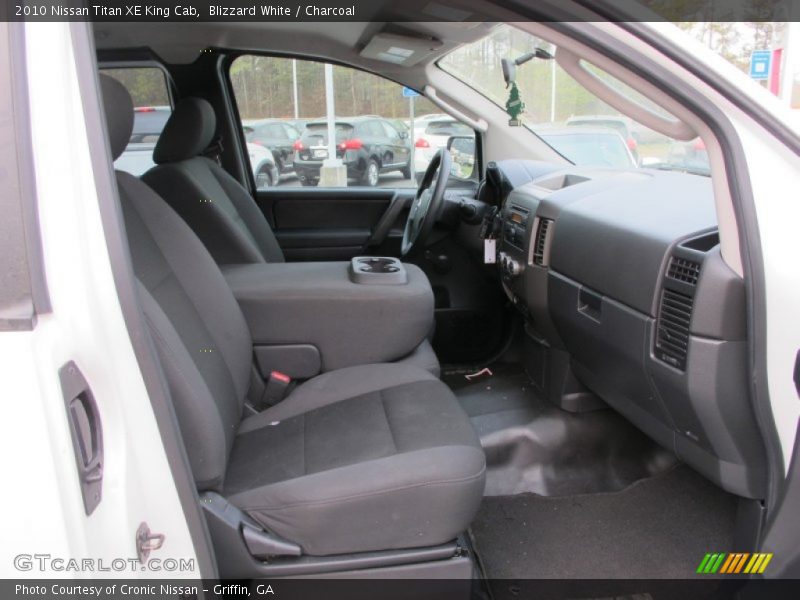 Blizzard White / Charcoal 2010 Nissan Titan XE King Cab