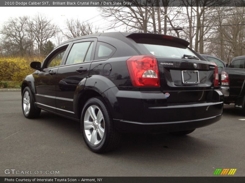 Brilliant Black Crystal Pearl / Dark Slate Gray 2010 Dodge Caliber SXT