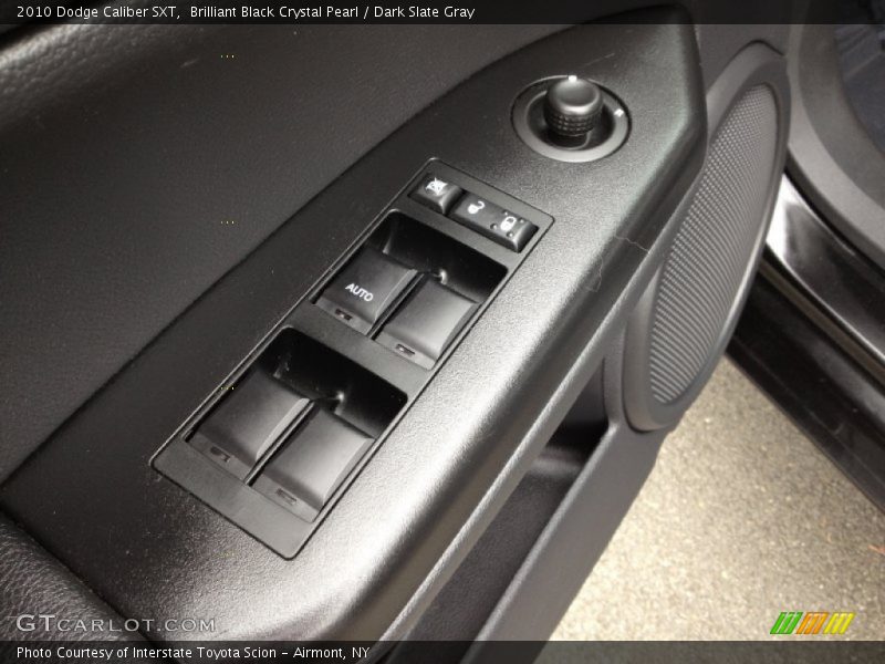 Brilliant Black Crystal Pearl / Dark Slate Gray 2010 Dodge Caliber SXT