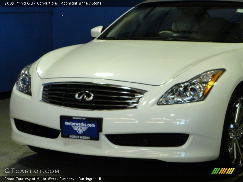 Moonlight White / Stone 2009 Infiniti G 37 Convertible