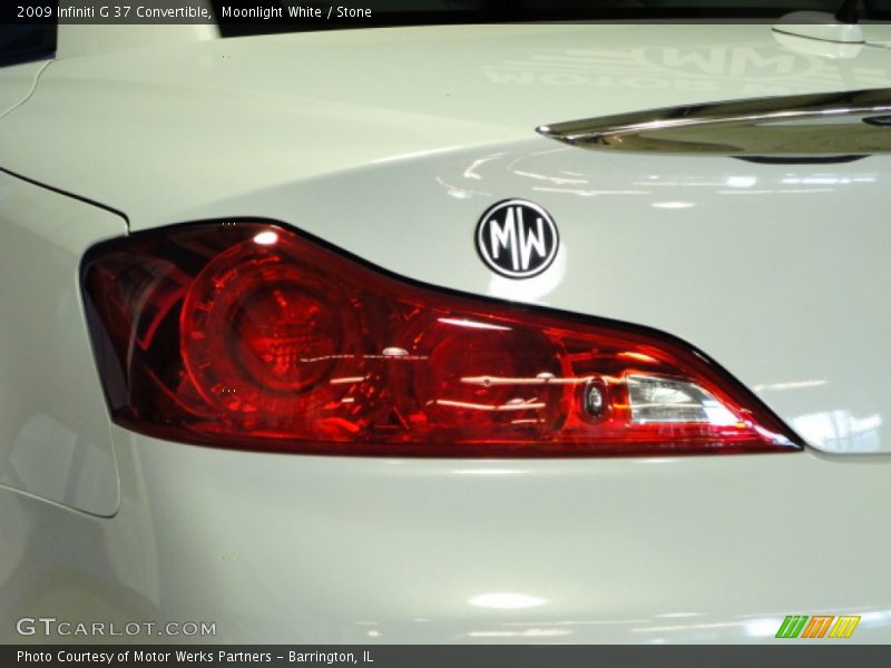 Moonlight White / Stone 2009 Infiniti G 37 Convertible