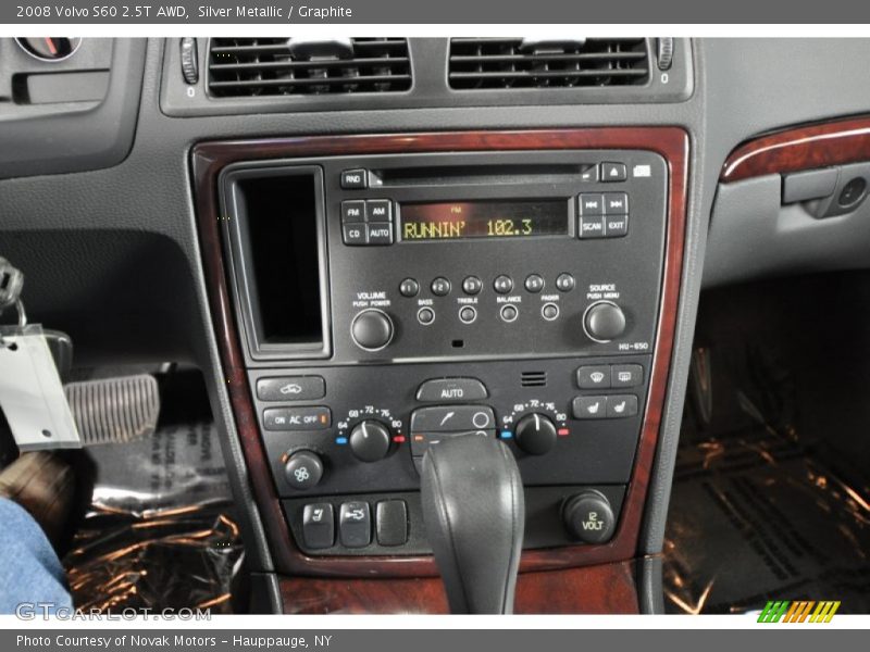 Silver Metallic / Graphite 2008 Volvo S60 2.5T AWD