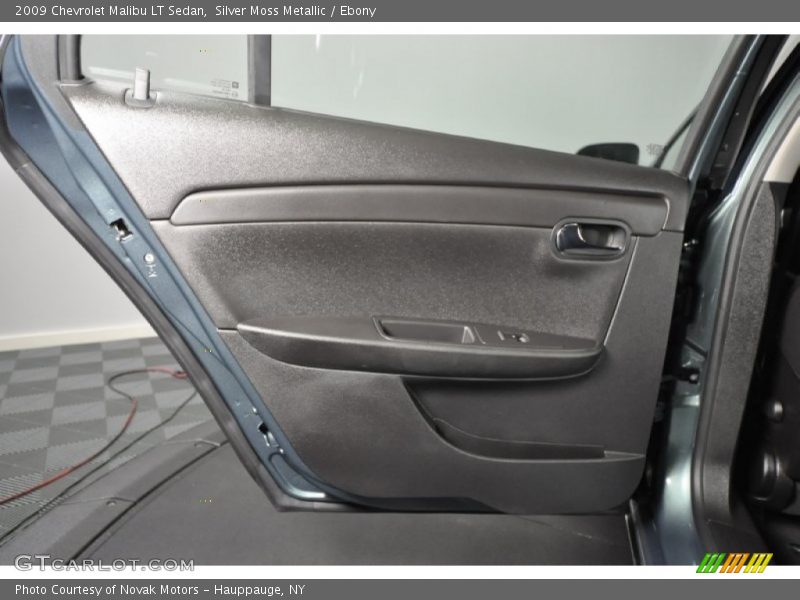 Silver Moss Metallic / Ebony 2009 Chevrolet Malibu LT Sedan