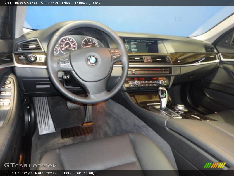 Dashboard of 2011 5 Series 550i xDrive Sedan