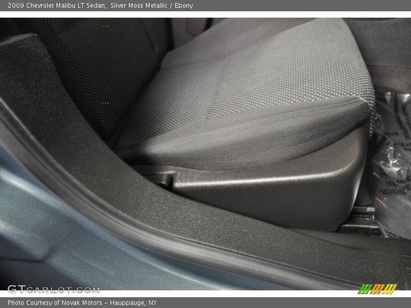 Silver Moss Metallic / Ebony 2009 Chevrolet Malibu LT Sedan