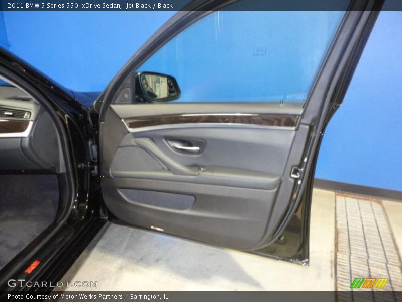 Jet Black / Black 2011 BMW 5 Series 550i xDrive Sedan