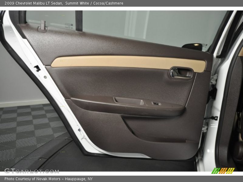 Summit White / Cocoa/Cashmere 2009 Chevrolet Malibu LT Sedan
