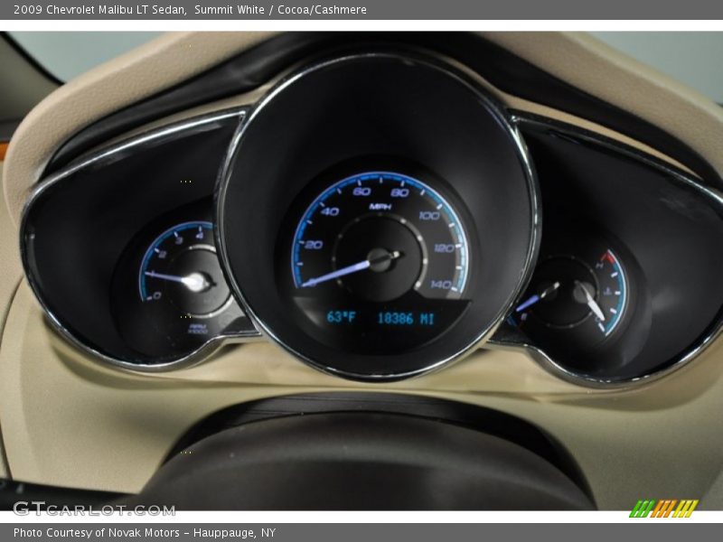 Summit White / Cocoa/Cashmere 2009 Chevrolet Malibu LT Sedan