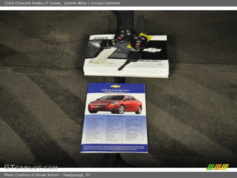Summit White / Cocoa/Cashmere 2009 Chevrolet Malibu LT Sedan