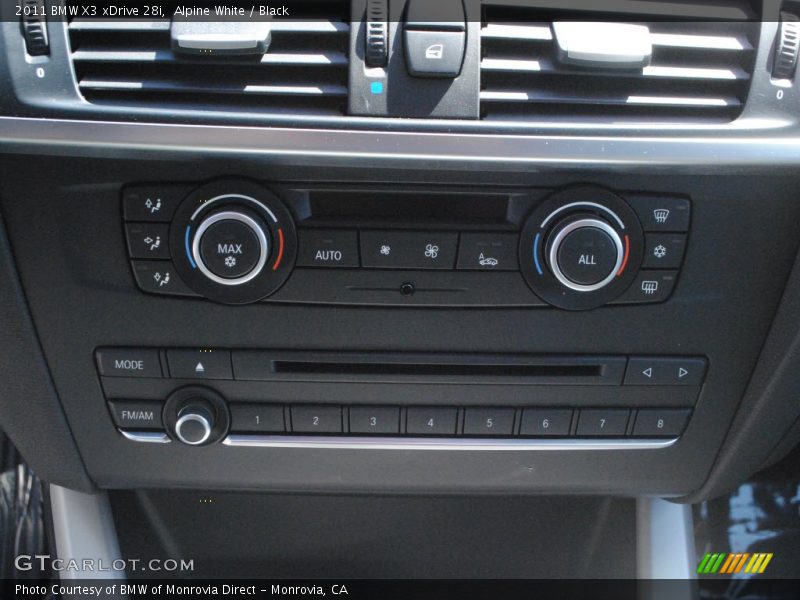 Alpine White / Black 2011 BMW X3 xDrive 28i