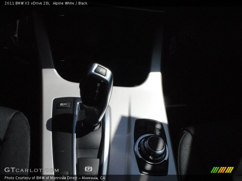 Alpine White / Black 2011 BMW X3 xDrive 28i