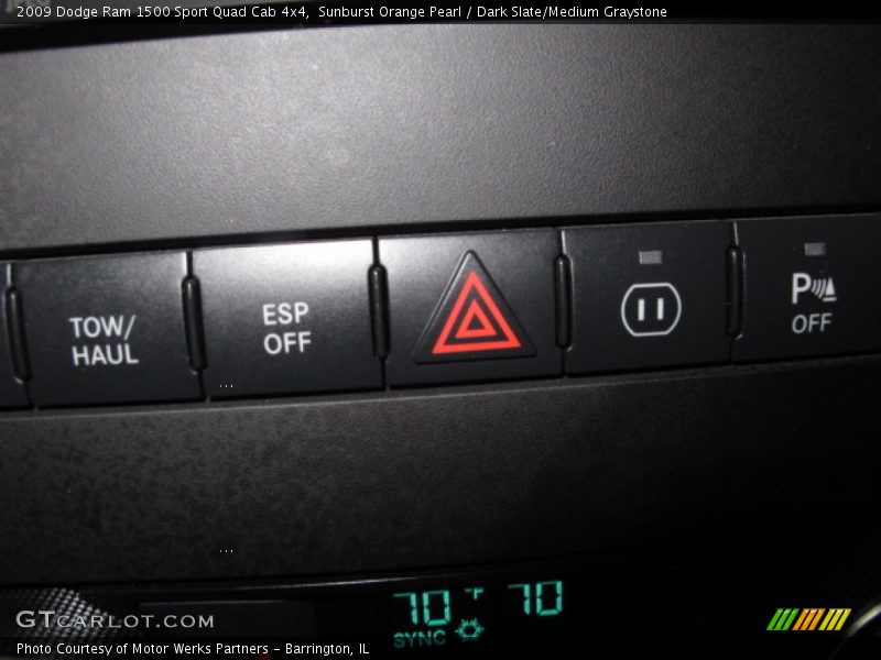 Sunburst Orange Pearl / Dark Slate/Medium Graystone 2009 Dodge Ram 1500 Sport Quad Cab 4x4