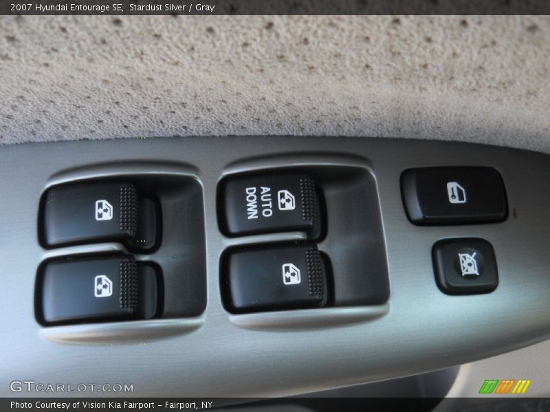 Stardust Silver / Gray 2007 Hyundai Entourage SE