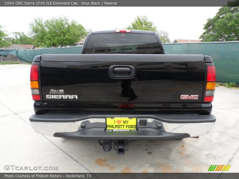 Onyx Black / Neutral 2004 GMC Sierra 1500 SLE Extended Cab