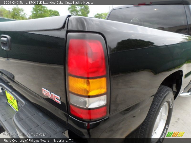 Onyx Black / Neutral 2004 GMC Sierra 1500 SLE Extended Cab
