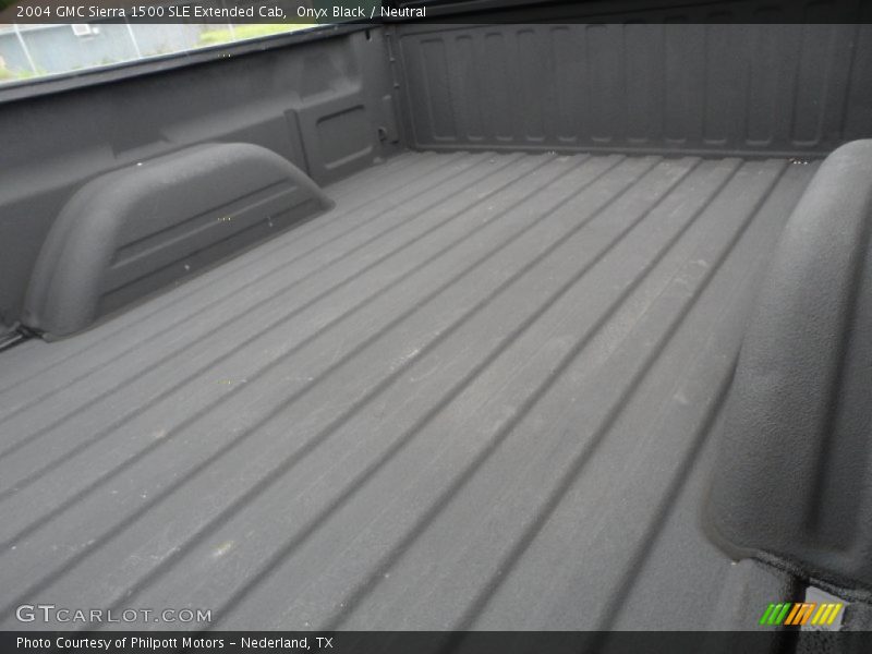 Onyx Black / Neutral 2004 GMC Sierra 1500 SLE Extended Cab