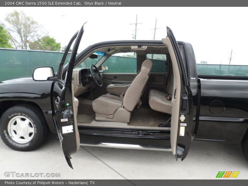 Onyx Black / Neutral 2004 GMC Sierra 1500 SLE Extended Cab