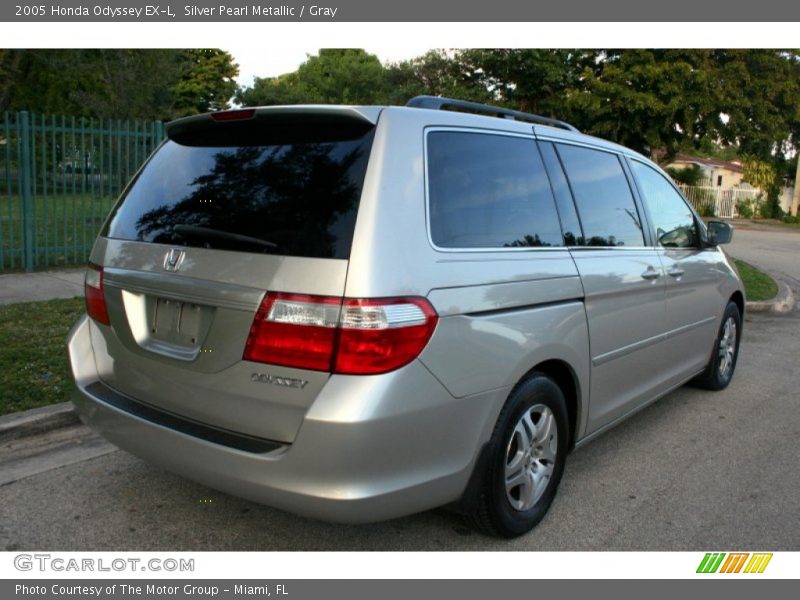 Silver Pearl Metallic / Gray 2005 Honda Odyssey EX-L