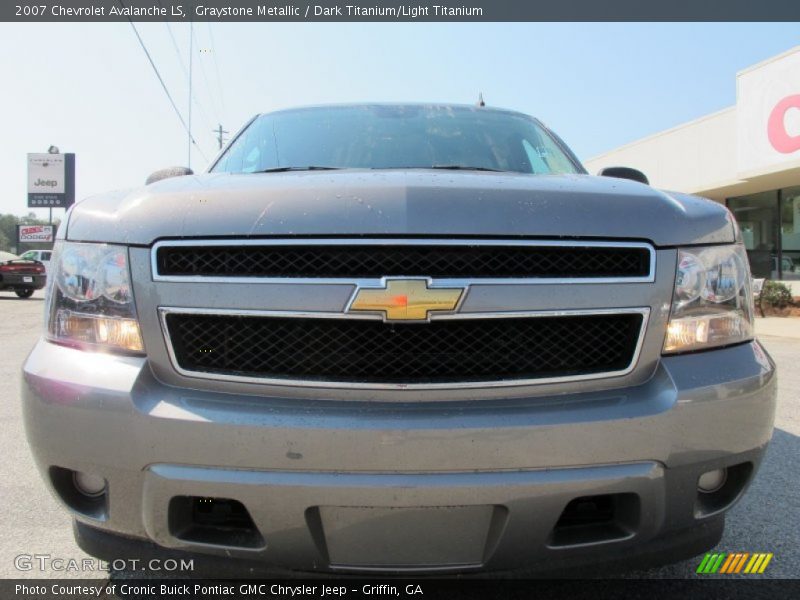 Graystone Metallic / Dark Titanium/Light Titanium 2007 Chevrolet Avalanche LS