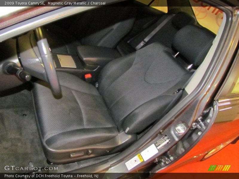 Magnetic Gray Metallic / Charcoal 2009 Toyota Camry SE