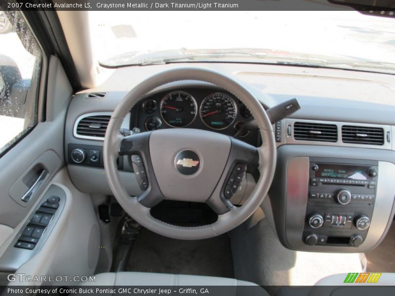 Graystone Metallic / Dark Titanium/Light Titanium 2007 Chevrolet Avalanche LS