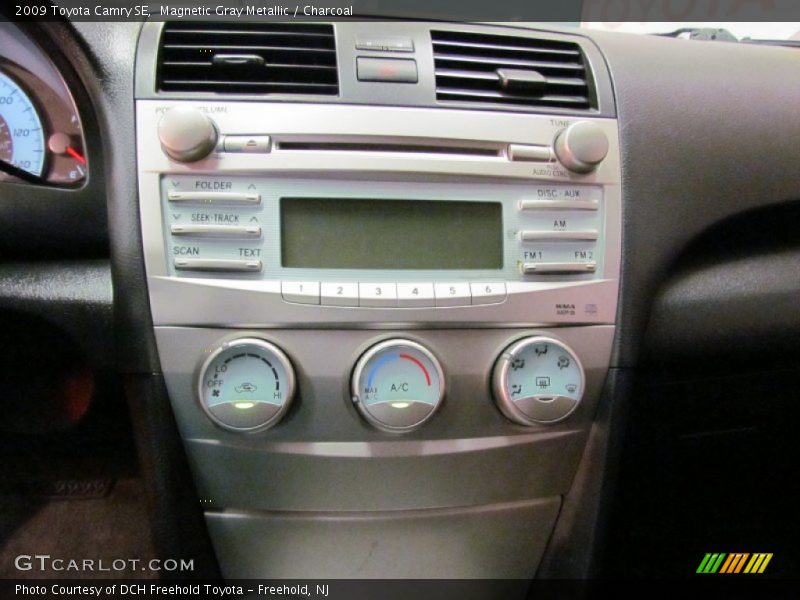 Magnetic Gray Metallic / Charcoal 2009 Toyota Camry SE