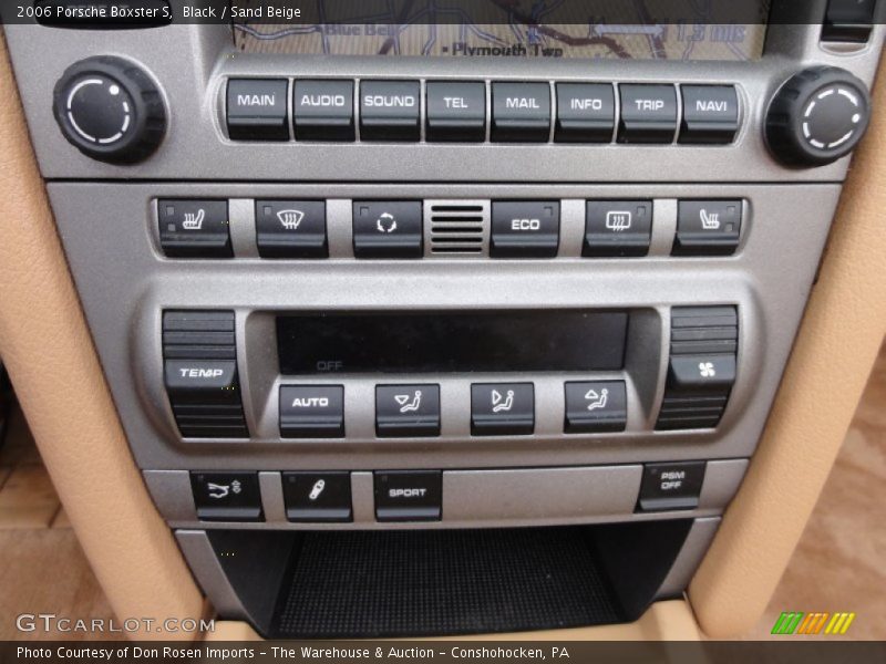 Controls of 2006 Boxster S