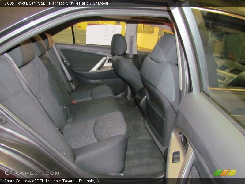 Magnetic Gray Metallic / Charcoal 2009 Toyota Camry SE