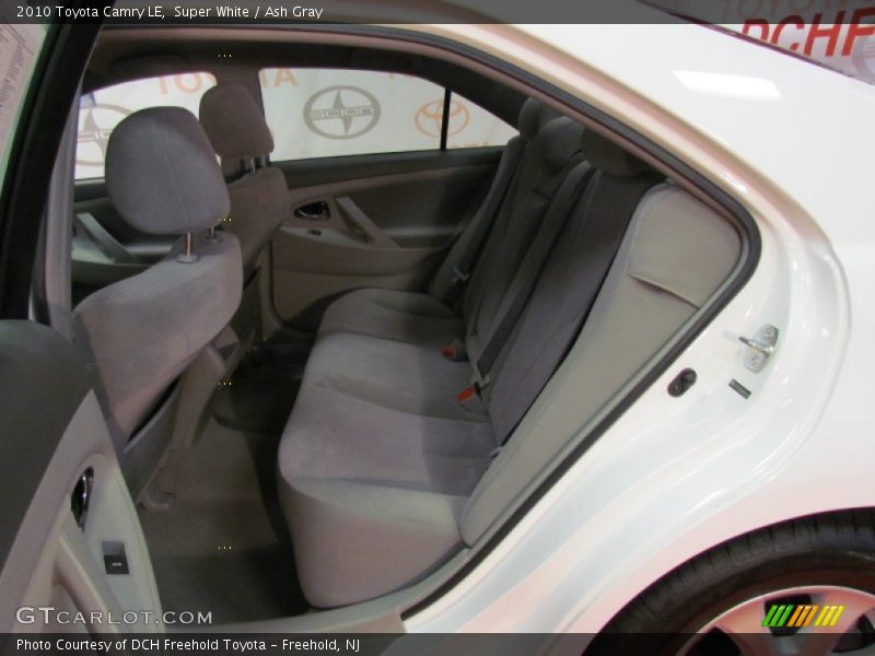 Super White / Ash Gray 2010 Toyota Camry LE
