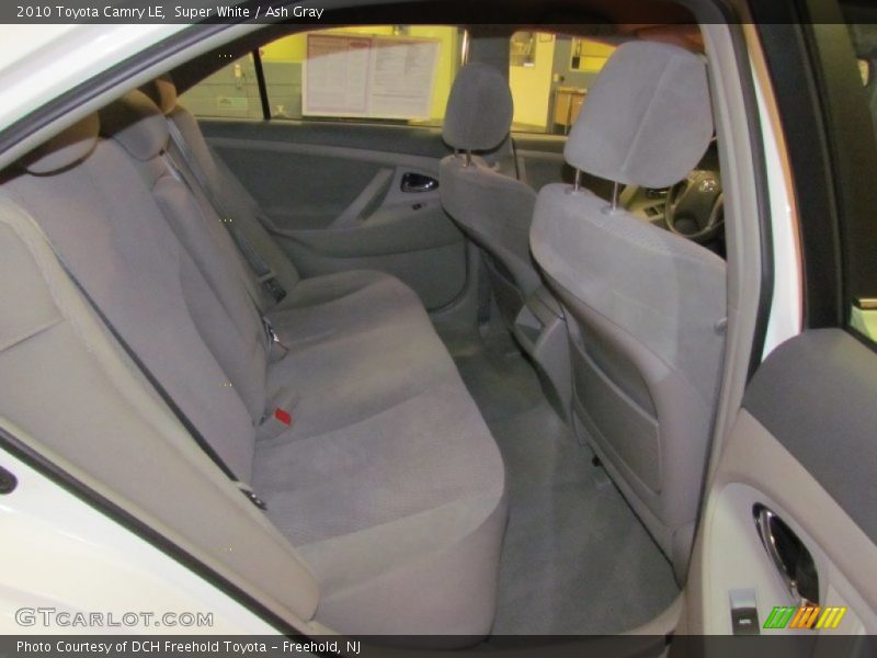 Super White / Ash Gray 2010 Toyota Camry LE