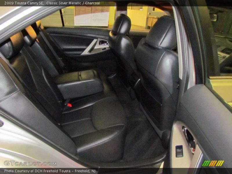 Classic Silver Metallic / Charcoal 2009 Toyota Camry SE