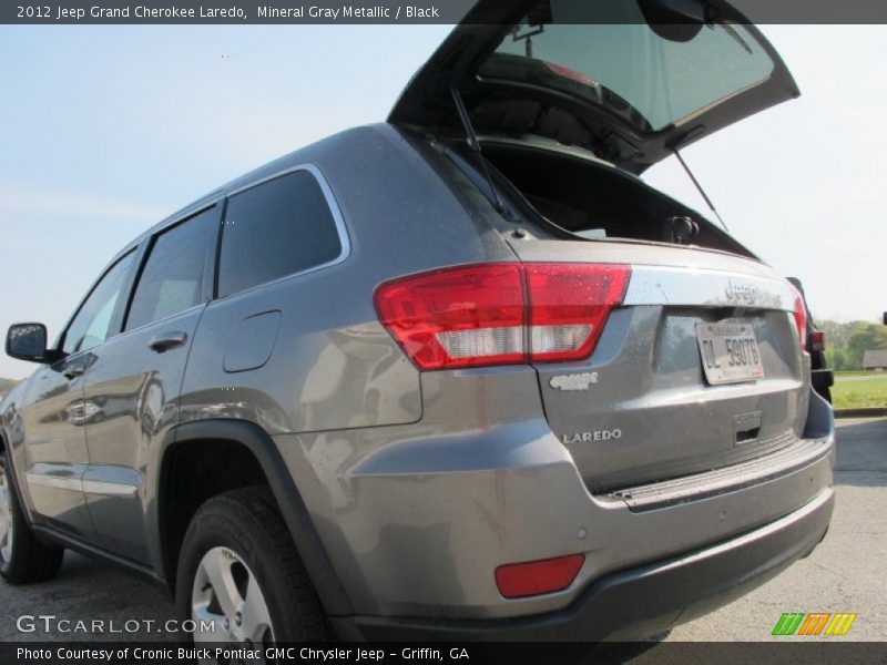Mineral Gray Metallic / Black 2012 Jeep Grand Cherokee Laredo