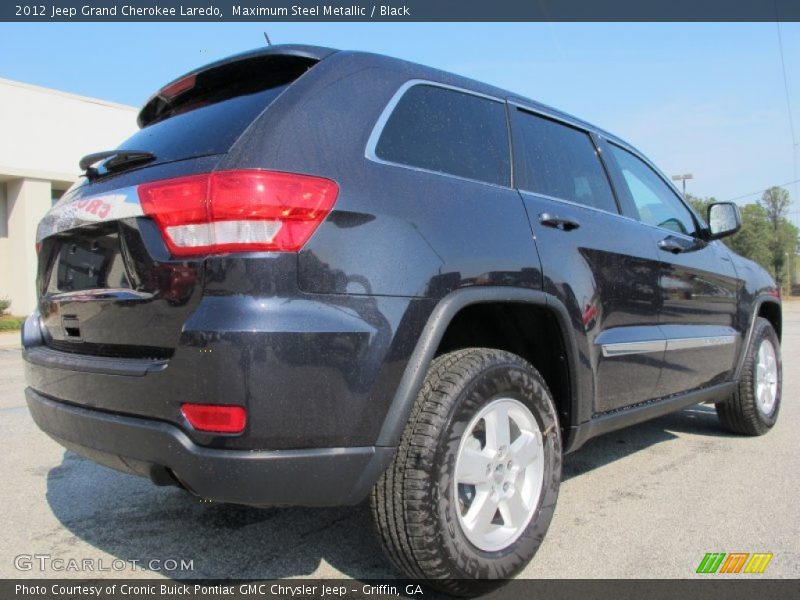 Maximum Steel Metallic / Black 2012 Jeep Grand Cherokee Laredo