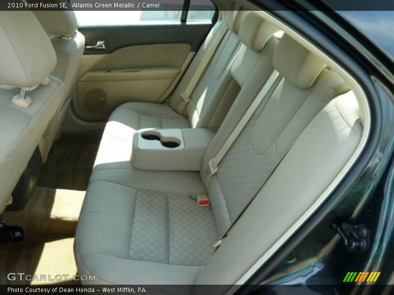 Atlantis Green Metallic / Camel 2010 Ford Fusion SE