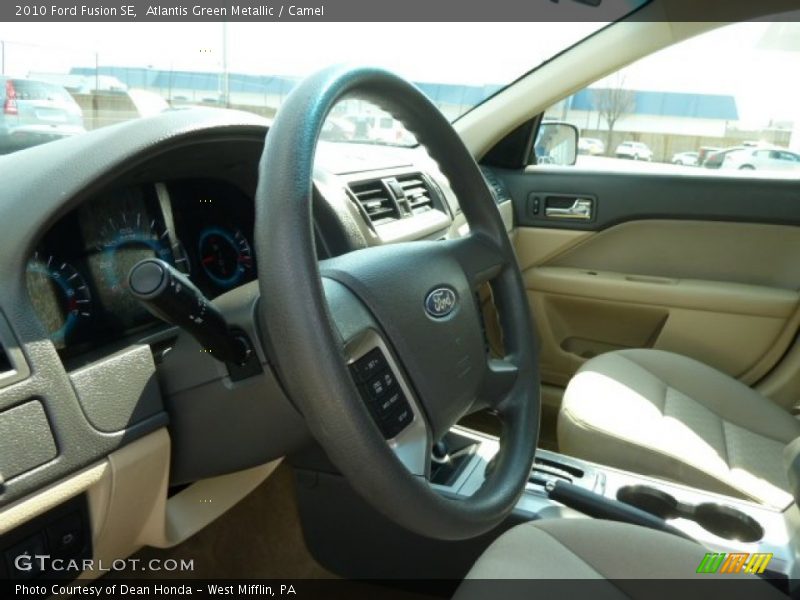 Atlantis Green Metallic / Camel 2010 Ford Fusion SE