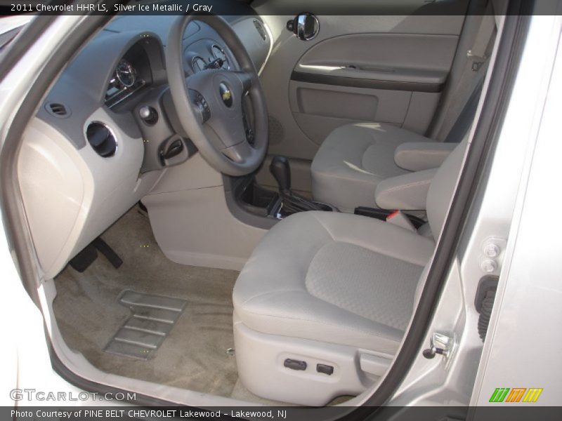 Silver Ice Metallic / Gray 2011 Chevrolet HHR LS