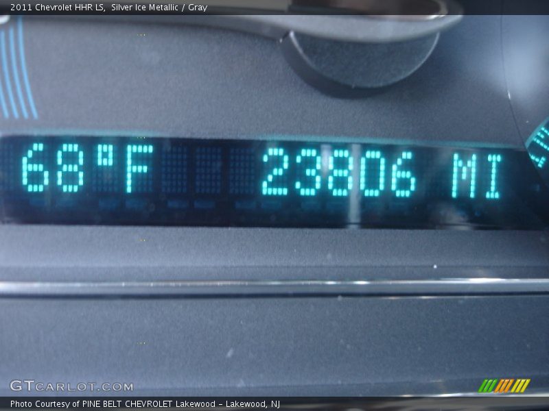 Silver Ice Metallic / Gray 2011 Chevrolet HHR LS