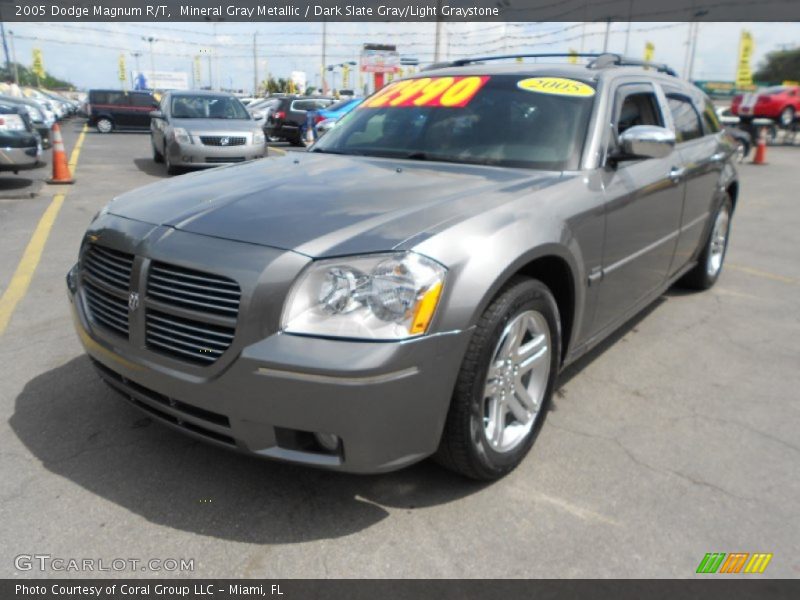 Mineral Gray Metallic / Dark Slate Gray/Light Graystone 2005 Dodge Magnum R/T