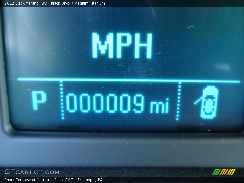Black Onyx / Medium Titanium 2012 Buick Verano FWD