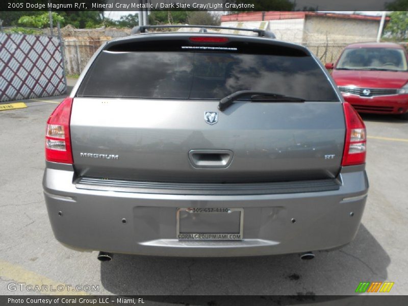 Mineral Gray Metallic / Dark Slate Gray/Light Graystone 2005 Dodge Magnum R/T
